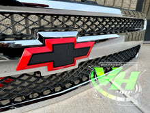 Cargar imagen en el visor de la galería, 07-13 Chevy Silverado Bowtie “Style 1” Emblem