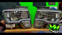 Cargar y reproducir el video en el visor de la galería, 09-14 Ford F150 “Dual Bar” Switchback Sequential Headlights