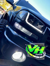 Load image into Gallery viewer, 99-06 GMC Sierra Yukon "L Bar" Headlights