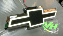 Cargar imagen en el visor de la galería, 02-09 LED Chevy Trailblazer Bowtie “Style 1” Emblem