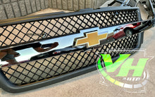 Load image into Gallery viewer, 99-02 LED Chevy Silverado / 00-06 Tahoe Suburban Bowtie “Style 1” Emblem