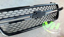 Load image into Gallery viewer, 03-06 Chevy Silverado Bowtie “Style 1” Emblem