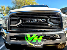 Cargar imagen en el visor de la galería, 10-18 Dodge Ram 2500/3500 HD  “Big Horn” Style Grill