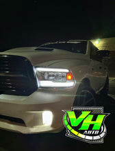 Cargar imagen en el visor de la galería, 09-18 Dodge Ram DUAL SEQUENTIAL LED Reflector Headlights
