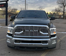 Cargar imagen en el visor de la galería, 10-18 Dodge Ram 2500/3500 HD  “Big Horn” Style Grill