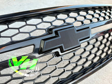 Load image into Gallery viewer, 03-06 Chevy Silverado Bowtie “Style 1” Emblem