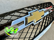 Cargar imagen en el visor de la galería, 07-13 Chevy Silverado Bowtie “Style 1” Emblem