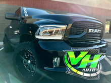 Cargar imagen en el visor de la galería, 09-18 Dodge Ram CYBER FULL LED Headlights