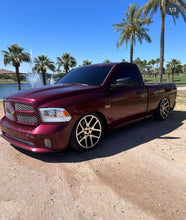 Cargar imagen en el visor de la galería, 09-18 Dodge Ram Sequential Dual Projector Headlights