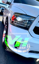 Cargar imagen en el visor de la galería, 09-18 Dodge Ram TRIPLE SEQUENTIAL LED Projector Headlights