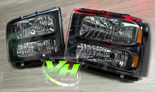 Cargar imagen en el visor de la galería, 05-07 Ford F250+ OE Style Headlights