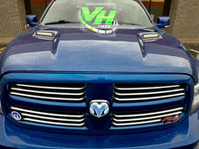 Cargar imagen en el visor de la galería, 09-18 Dodge Ram 1500 “Switchback Sequential LED HOOD VENT KIT”