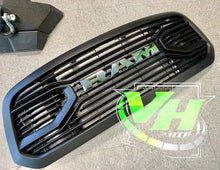 Cargar imagen en el visor de la galería, 13-18 Dodge Ram 1500 “Big Horn” Style Grill