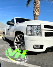 Load image into Gallery viewer, 07-13 Chevy Silverado Original Style Headlamps