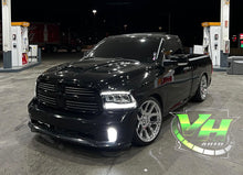 Cargar imagen en el visor de la galería, 09-18 Dodge Ram CYBER FULL LED Headlights