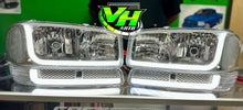 Load image into Gallery viewer, 99-06 GMC Sierra Yukon "Double L Bar Switchback" Headlights
