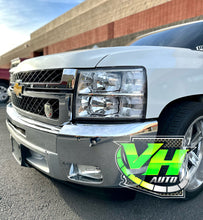 Load image into Gallery viewer, 07-13 Chevy Silverado Original Style Headlamps
