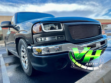Load image into Gallery viewer, 99-06 GMC Sierra Yukon "Switchback Sequential U Bar" Headlights