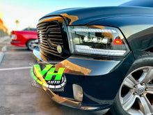 Cargar imagen en el visor de la galería, 09-18 Dodge Ram TRIPLE PROJECTOR DUAL SEQUENTIAL Full LED Projector Headlights