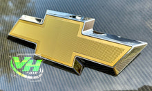 Cargar imagen en el visor de la galería, 07-13 Chevy Silverado Bowtie “Style 1” Emblem