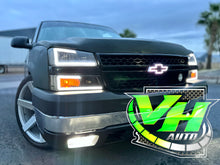 Cargar imagen en el visor de la galería, 03-06 Chevy Silverado Bluetooth Color Changing LED RGB Bowtie Emblem
