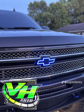 Cargar imagen en el visor de la galería, 07-13 Chevy Silverado Bluetooth Color Changing LED RGB Bowtie Emblem
