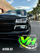 Cargar imagen en el visor de la galería, 2003 - 2006 Chevy Silverado LED DRL &quot;HD LTZ Switchback Sequential” Bar Headlamps
