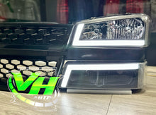 Cargar imagen en el visor de la galería, 2003 - 2006 Chevy Silverado LED DRL &quot;HD LTZ Switchback Sequential” Bar Headlamps
