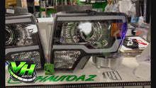 Cargar y reproducir el video en el visor de la galería, 09-14 Ford F150 “Dual Bar” Switchback Sequential Headlights
