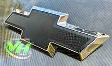 Cargar imagen en el visor de la galería, 07-13 Chevy Silverado Bowtie “Style 1” Emblem
