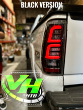 Cargar imagen en el visor de la galería, 1999-2006 Chevy Silverado GMC Sierra LED “Double C Bar” Tail Lamps
