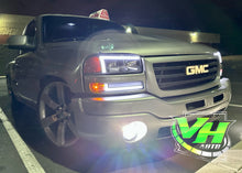 Cargar imagen en el visor de la galería, 99-06 GMC Sierra Yukon &quot;Gen 2 Big C Sequential&quot; Headlights
