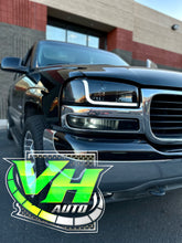 Cargar imagen en el visor de la galería, 99-06 GMC Sierra Yukon &quot;L Bar&quot; Headlights
