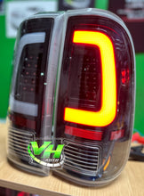 Cargar imagen en el visor de la galería, 08-16 Ford F250+ “C Bar” LED Tail Lamps
