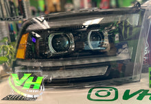 Cargar imagen en el visor de la galería, 09-18 Dodge Ram TRIPLE SEQUENTIAL LED Projector Headlights
