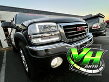 Cargar imagen en el visor de la galería, 99-06 GMC Sierra Yukon &quot;Big C Switchback&quot; Headlights
