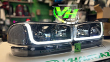 Cargar imagen en el visor de la galería, 99-06 GMC Sierra Yukon &quot;L Bar&quot; Headlights
