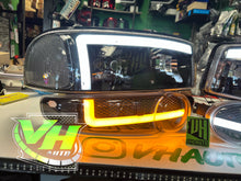 Cargar imagen en el visor de la galería, 99-06 GMC Sierra Yukon &quot;Big C Switchback&quot; Headlights
