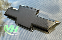 Cargar imagen en el visor de la galería, 99-02 Chevy Silverado / 00-06 Tahoe Suburban Bowtie “Style 1” Emblem
