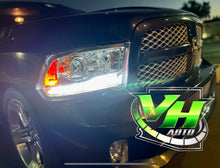 Load image into Gallery viewer, 09-18 Dodge Ram R/T Style Headlights
