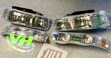 Cargar imagen en el visor de la galería, 1999-2002 Chevy Silverado / 2000-2006 Tahoe Original Style Headlamps
