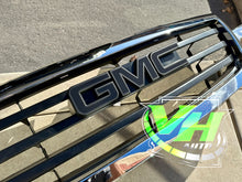 Cargar imagen en el visor de la galería, GMC Emblem for 88-98 OBS and 99-06 Sierra Yukon
