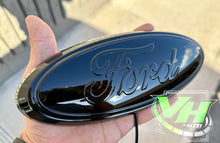 Cargar imagen en el visor de la galería, 2004-2014 Ford F150 Sequence LED Emblem
