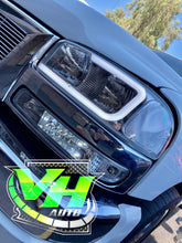 Load image into Gallery viewer, 99-06 GMC Sierra Yukon &quot;C Bar&quot; Headlights
