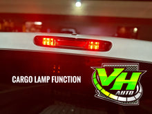 Cargar imagen en el visor de la galería, 07-13 Chevy Silverado GMC Sierra 3rd Brake Lamp
