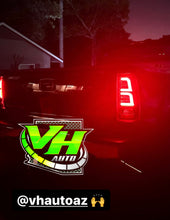 Cargar imagen en el visor de la galería, 1999-2006 Chevy Silverado GMC Sierra LED “Double C Bar” Tail Lamps
