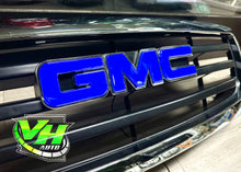 Cargar imagen en el visor de la galería, GMC LED Emblem for 88-98 OBS and 99-06 Sierra Yukon
