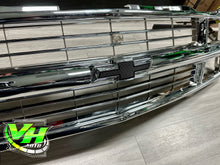 Cargar imagen en el visor de la galería, 94-98 OBS Chevy Silverado Tahoe Blazer Bowtie “Style 1” Emblem
