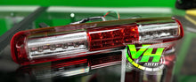 Cargar imagen en el visor de la galería, 99-06 Chevy Silverado GMC Sierra 3rd Brake Lamp
