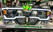 Cargar imagen en el visor de la galería, 09-14 Ford F150 “Dual Bar” Switchback Sequential Headlights
